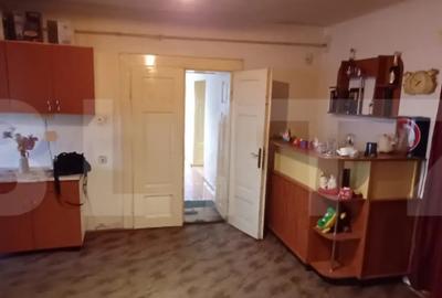 Casă cu 5 camere cu Teren 446 Mp în Central - 3