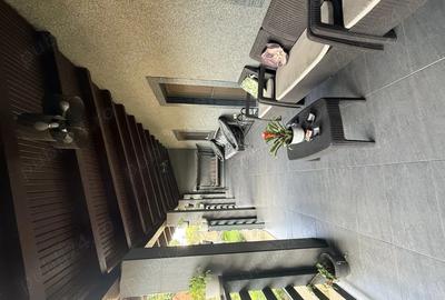 Casa de vanzare cu 7 camere - 9