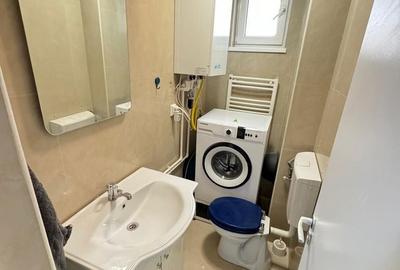 Apartament cu 3 camere decomandat în Oancea - 2