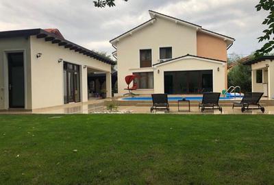 Casă cu 4 camere în Central - 3