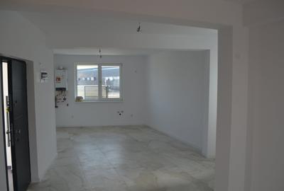 Casă individuală cu 4 camere în Otopeni