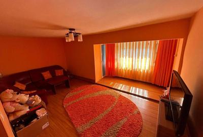 Apartament cu 3 camere decomandat în Central - 2