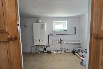 Casa tip duplex- Garaj cu rampa - 5 min de STV - Statie dedurizare - t - 8