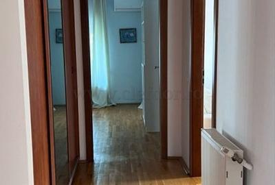 Vila in complex cu piscina, in apropiere de Iancu Nicolae - 11