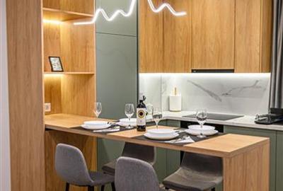 Apartament cu 2 camere decomandat în Tractorul - 2