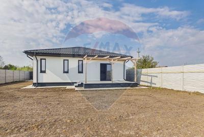 Casă cu 4 camere cu Teren 508 Mp în Sud-Vest - 2