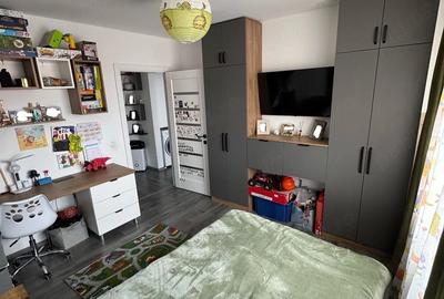 Apartament cu 3 camere decomandat în Vasile Aaron - 3