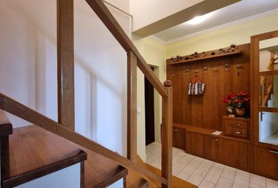 Apartament 3 camere semicentral pe 2 niveluri - 3