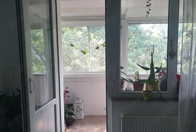 Apartament cu 2 camere semidecomandat în Pajura