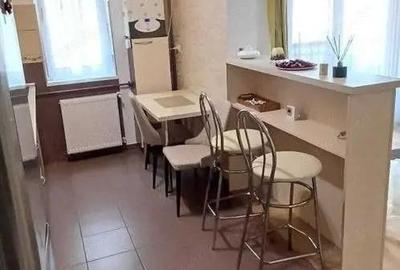 Apartament cu 2 camere semidecomandat, mobilat în Giroc