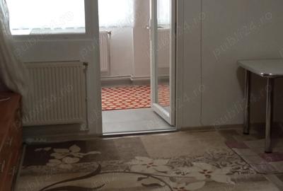 Garsonieră decomandată în Exterior Vest - 2