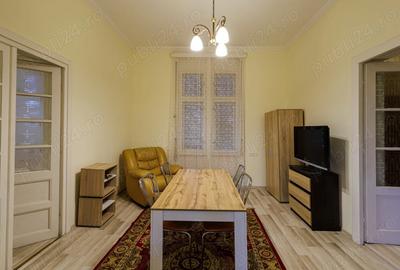 Casă cu 5 camere cu Teren 2900 Mp în Comloșu Mare - 2