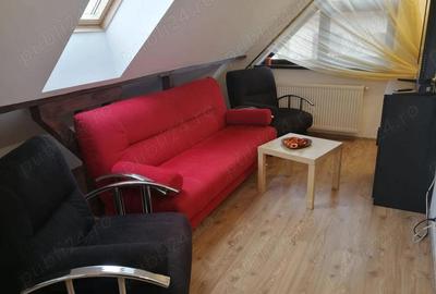 Apartament cu 2 camere decomandat, mobilat în Văcăresti