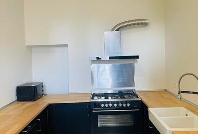 Apartament cu 3 camere semidecomandat, mobilat în Sinaia - 14