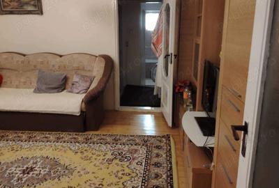 Vand urgent apartament cu 2 camere foarte central - 2