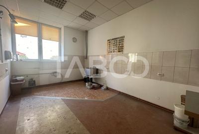 Spațiu comercial, 110 mp în Orașul de Jos