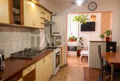 Apartament cu 3 camere decomandat, mobilat în Cisnădie - 9