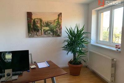 Spatiu comercial cu 12 incaperi si suprafata de 630 mp, zona Mircea cel Batran - 1