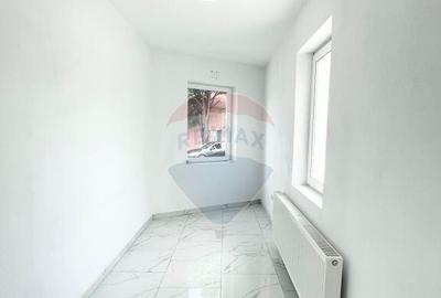 Hala constructie noua + spatiu de birouri stradal - 13