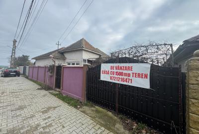 Casă cu 3 camere cu Canalizare în Cogealac