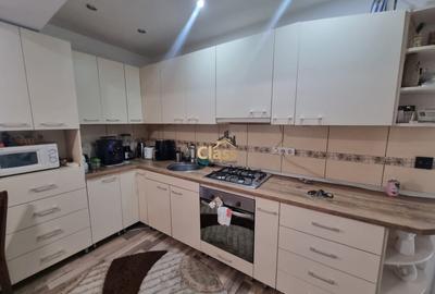 Apartament 2 Camere | Parcare | 60 mpu | zona Regal Baciu - 3