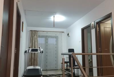 Casă cu 5 camere cu Teren 362 Mp în Exterior Vest - 3