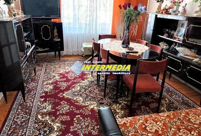 Casă cu 4 camere cu Teren 800 Mp în Cetate - 9
