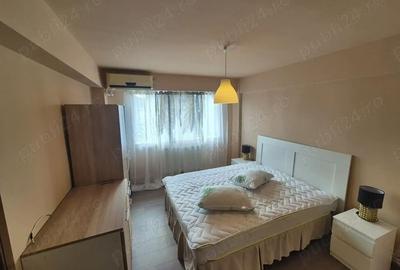 Apartament cu 3 camere decomandat în Micro IV - 2