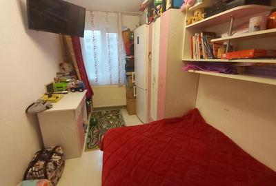 Apartament cu 4 camere semidecomandat în Central - 3