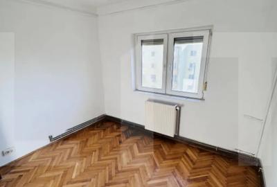 Apartament cu 3 camere decomandat în Micălaca