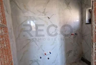 Casă cu 3 camere cu Teren 350 Mp în Borș - 6