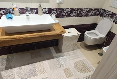 Casă cu 4 camere în Târgu Neamț - 1