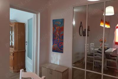 Apartament cu 3 camere semidecomandat în Centru Civic - 2