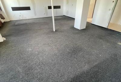 Spațiu comercial, de 200 mp, în Central - 6