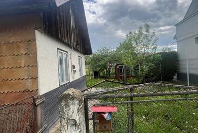 Casă cu 2 camere cu Teren 250 Mp în Central - 3