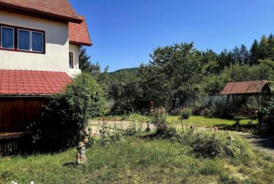 Casă cu 4 camere cu Teren 1000 Mp în Tractorul - 2