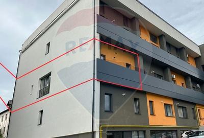 Apartament cu 4 camere de vanzare in zona Sasar - 2