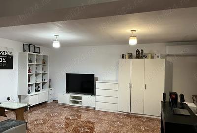 Casă cu 4 camere cu Teren 1000 Mp în Livada - 2