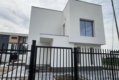 VILA INDIVIDUALA PREMIUM LANGA PADURE CORBEANCA 199.900 EURO + TVA!!!