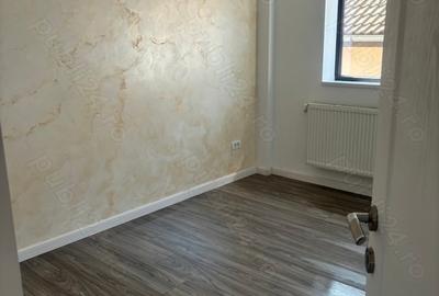 Spațiu comercial, de 75 mp, în Central - 3