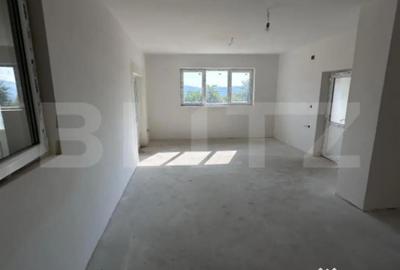 Casă cu 4 camere cu Teren 500 Mp în Central - 2