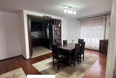 Casă cu 4 camere cu Teren 1640 Mp în Groși - 11