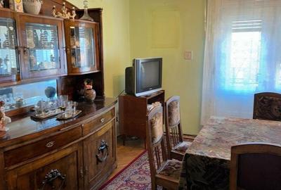 Casă cu 5 camere cu Teren 600 Mp în Iorga - 8