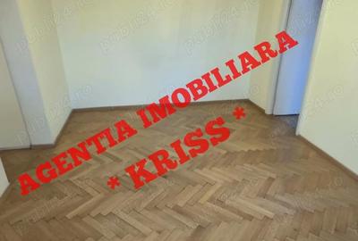 Apartament cu 3 camere semidecomandat în Craiovei - 6