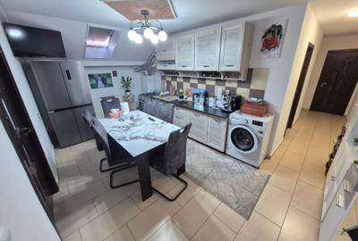 Apartament cu 3 camere decomandat, mobilat în Soarelui - 9