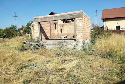 Casă cu Teren 600 Mp în Central - 5