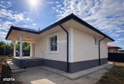 Casă cu 3 camere cu Teren 450 Mp în Bârnova