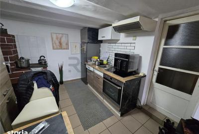Casă cu 3 camere cu Teren 400 Mp în Central - 3