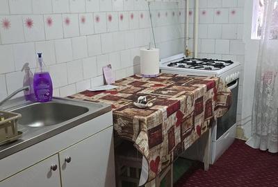 Apartament cu 3 camere decomandat în Apărătorii Patriei - 1