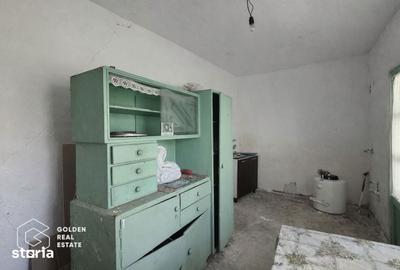 Casă cu 2 camere cu Teren 1170 Mp în Zăbrani - 2